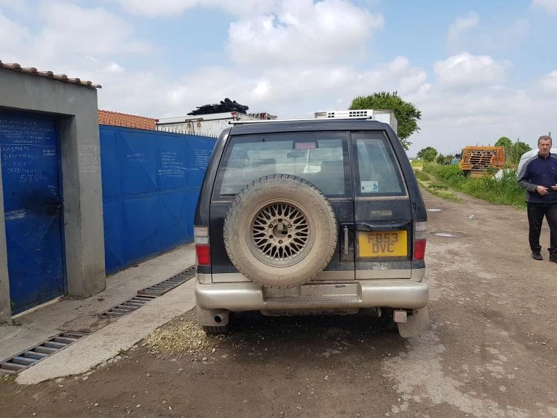 Isuzu Trooper 3.2 v6, снимка 3 - Автомобили и джипове - 25755392