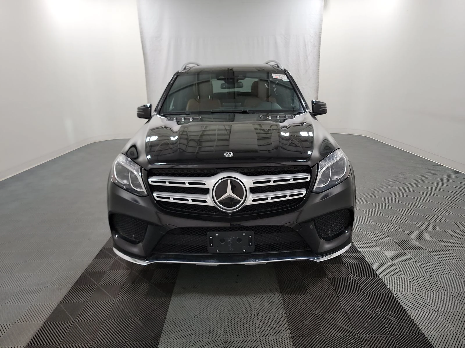 Mercedes-Benz GLS 500 Harman/Kardon* Обдух* Пано* TВ* Дистроник* Масаж*  - изображение 2