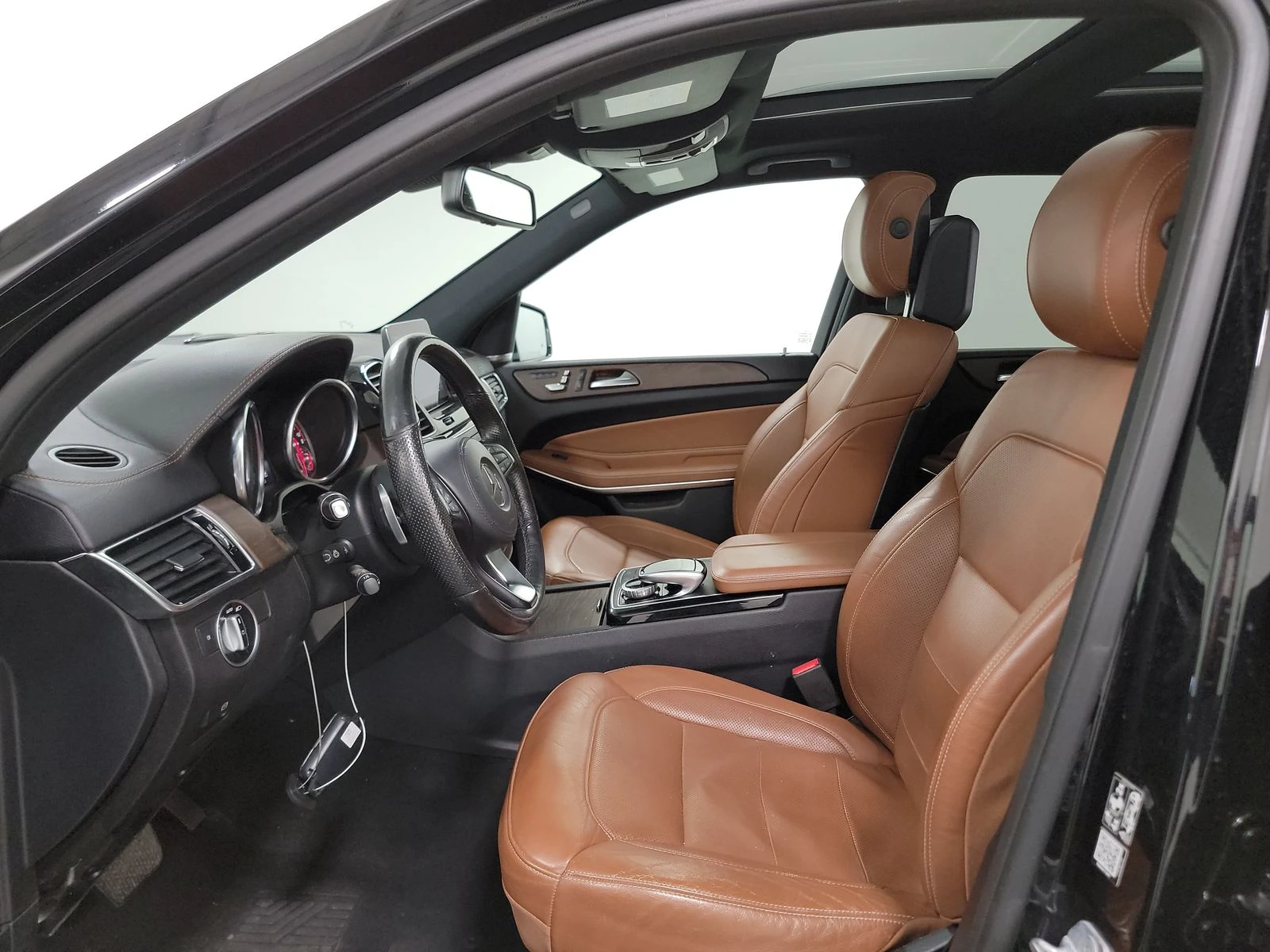 Mercedes-Benz GLS 500 Harman/Kardon* Обдух* Пано* TВ* Дистроник* Масаж*  - изображение 8