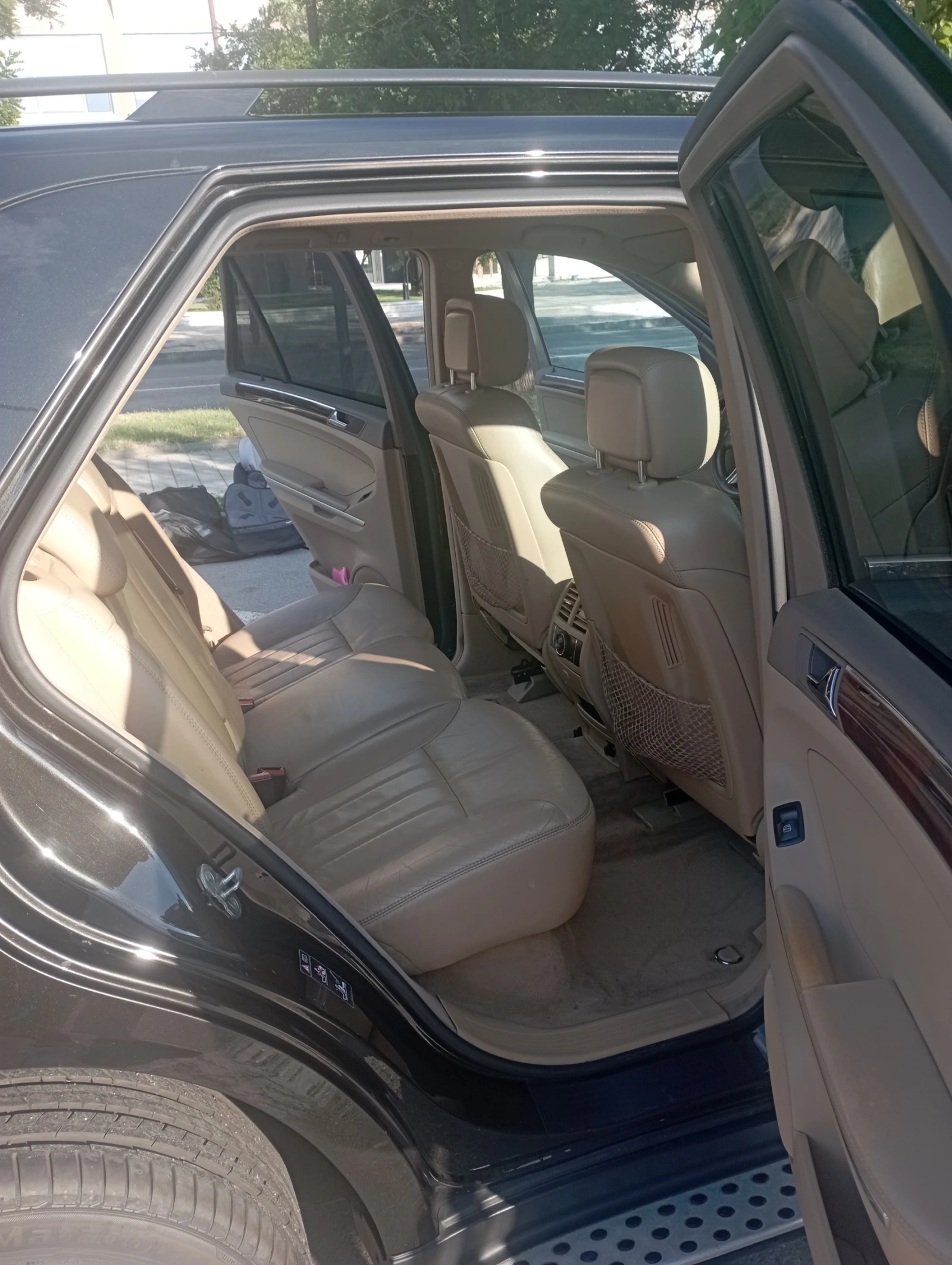 Mercedes-Benz ML 320  - изображение 8