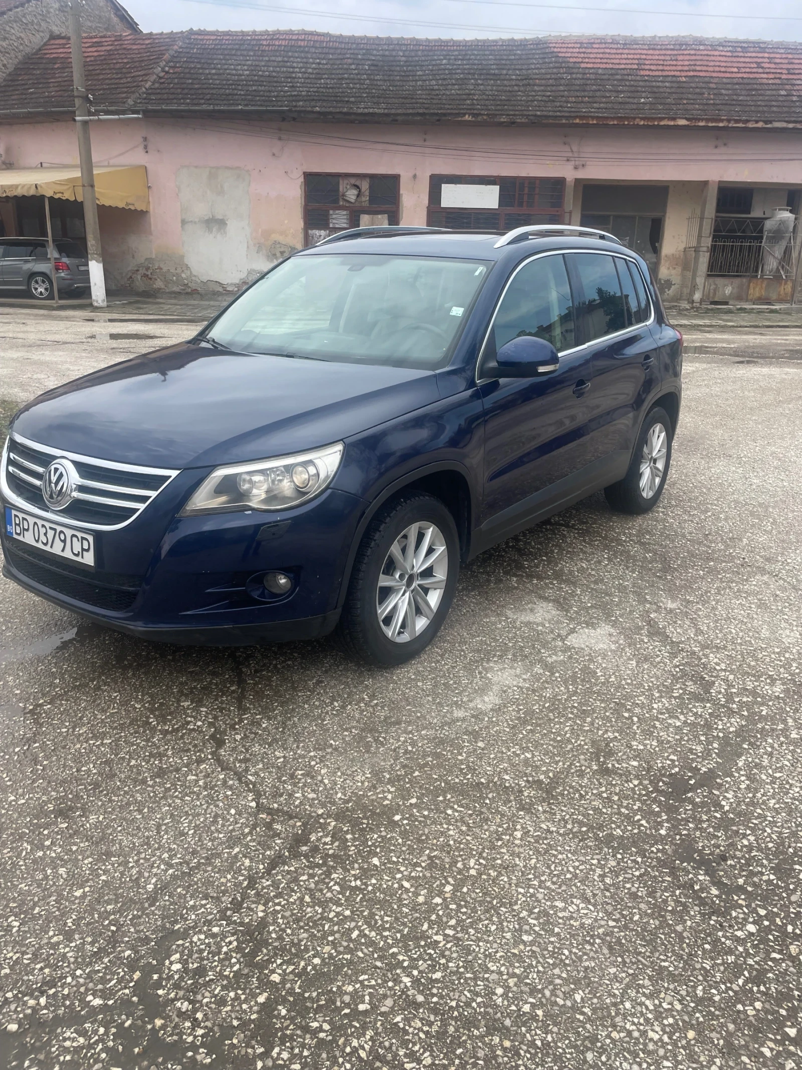 VW Tiguan 2009 - изображение 4