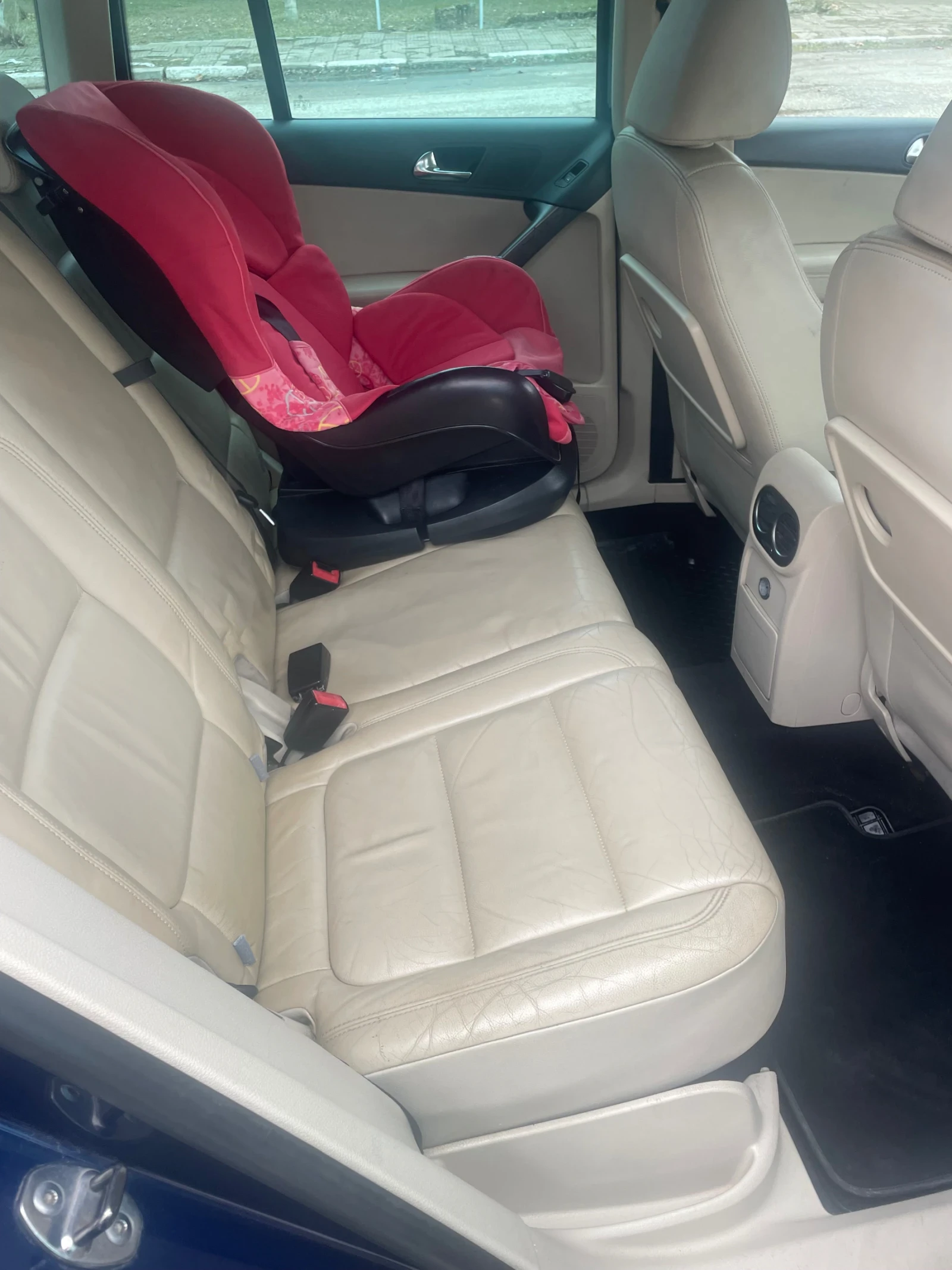 VW Tiguan 2009 - изображение 8