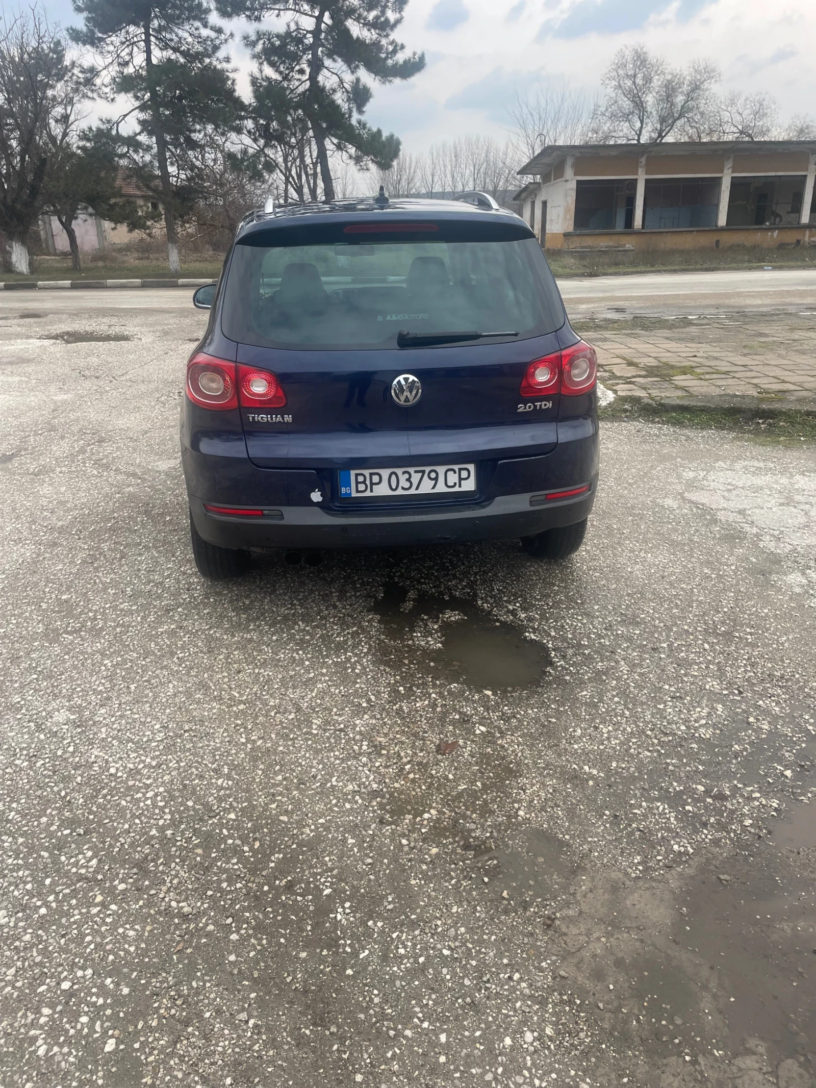 VW Tiguan 2009 - изображение 3
