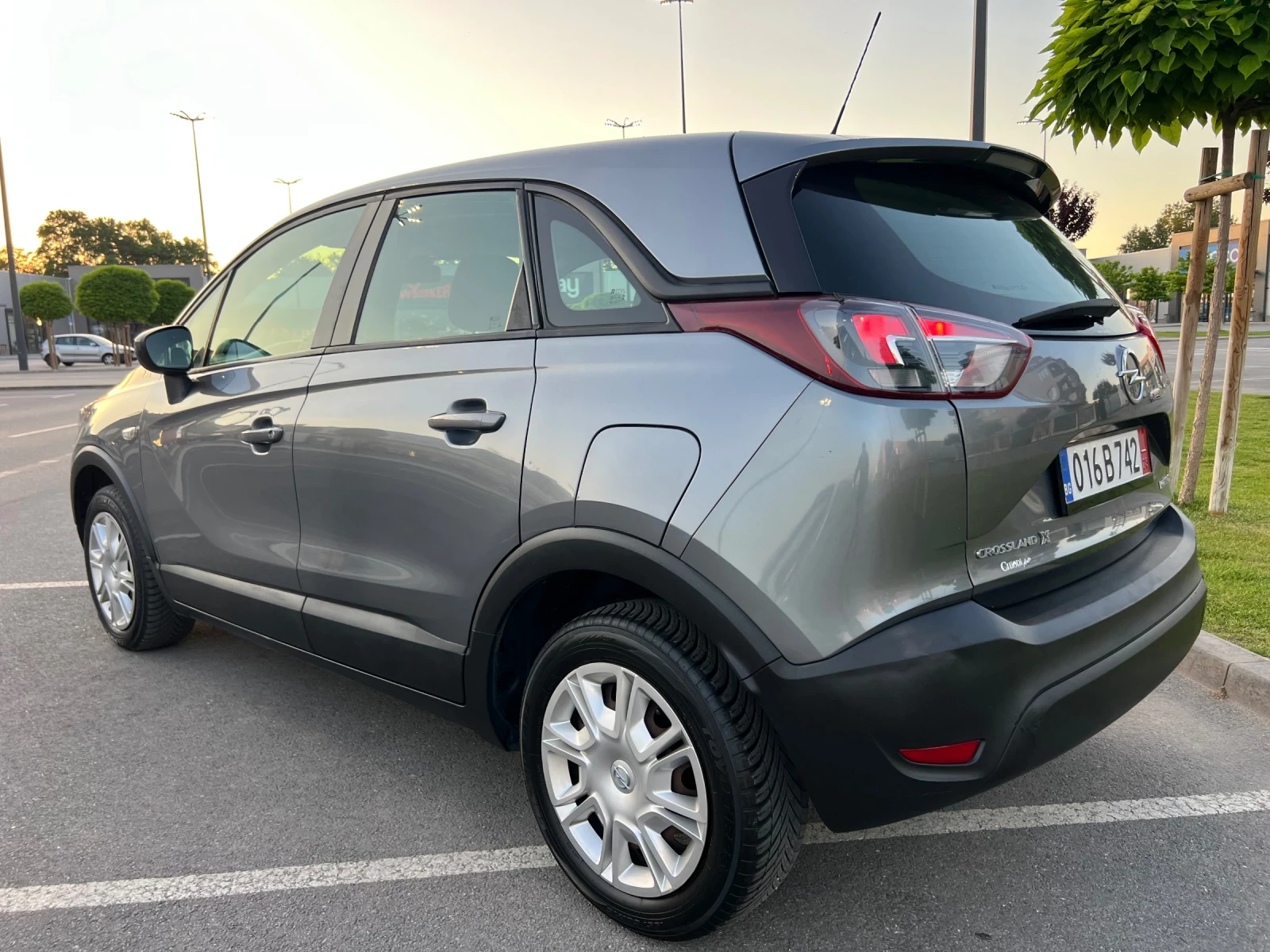Opel Crossland X 1.6 HDI 100кс Euro6, снимка 3 - Автомобили и джипове - 54684038