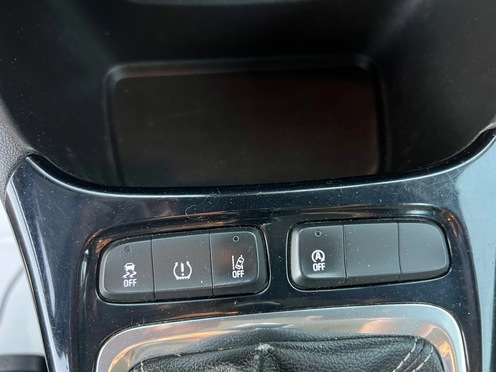 Opel Crossland X 1.6 HDI 100кс Euro6, снимка 14 - Автомобили и джипове - 54684038