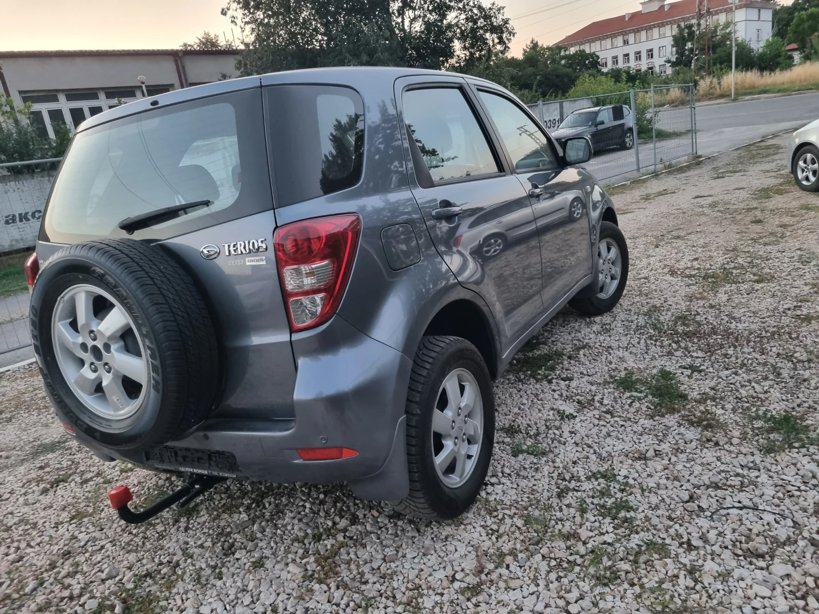 Daihatsu Terios 1.5i 4X4 ESKLUXIVE , снимка 5 - Автомобили и джипове - 55182309