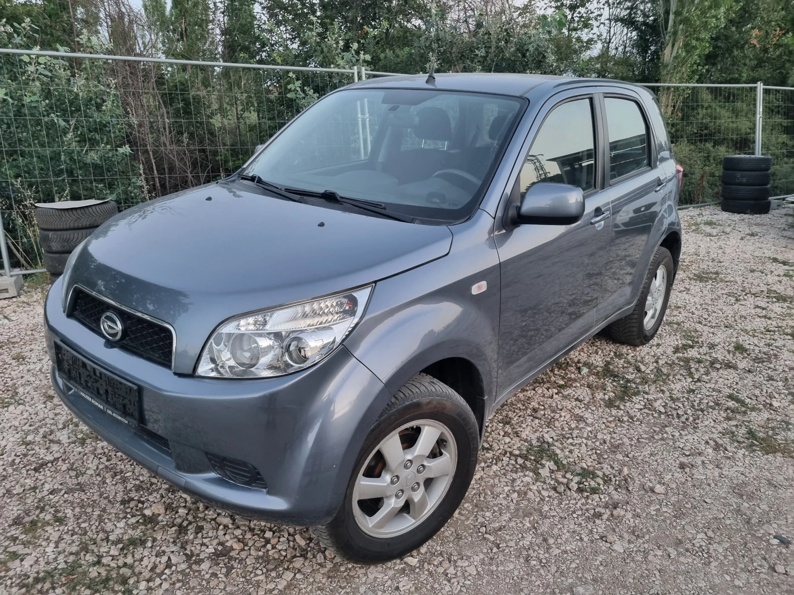 Daihatsu Terios 1.5i 4X4 ESKLUXIVE , снимка 2 - Автомобили и джипове - 55182309