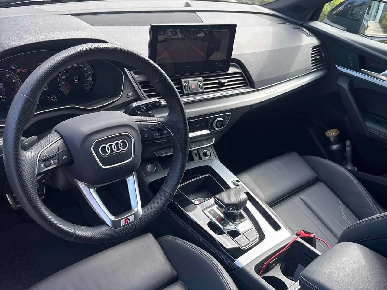 Audi Q5  Technik / МАТРИКС / 360 / ДИСТРОНИК / B&O , снимка 9 - Автомобили и джипове - 55402711