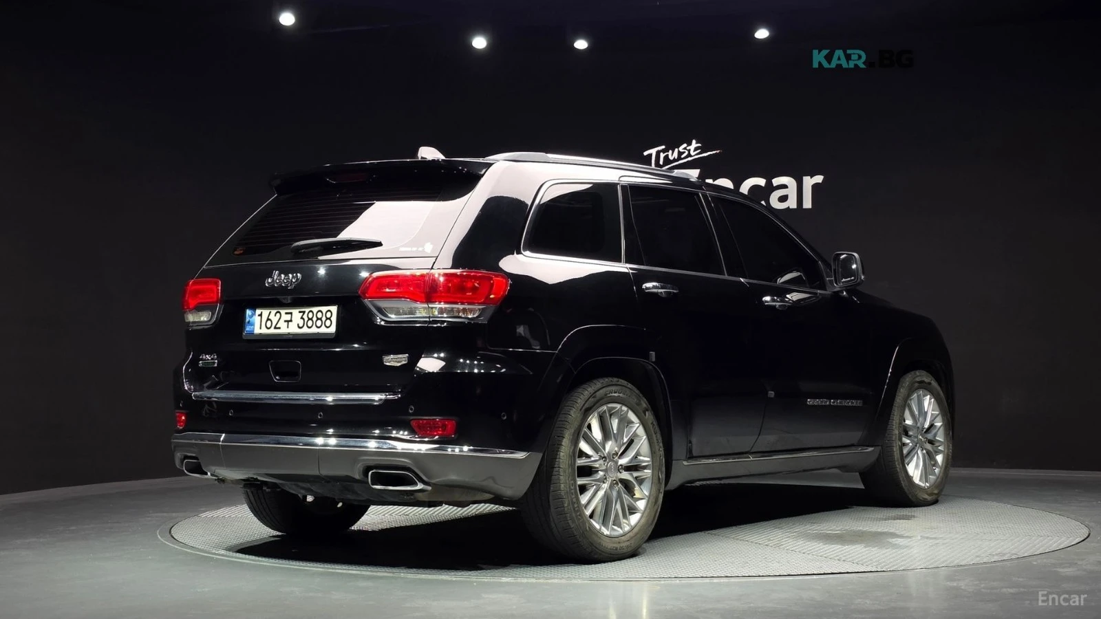 Jeep Grand cherokee SUMMIT* AUTOPARK* DISTRONIC* PANO* ОБДУХ* HARMAN* , снимка 2 - Автомобили и джипове - 55904968