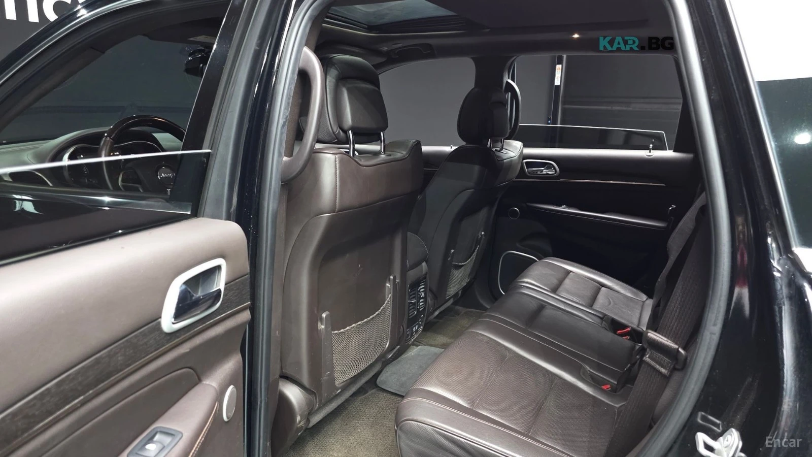 Jeep Grand cherokee SUMMIT* AUTOPARK* DISTRONIC* PANO* ОБДУХ* HARMAN* , снимка 12 - Автомобили и джипове - 55904968