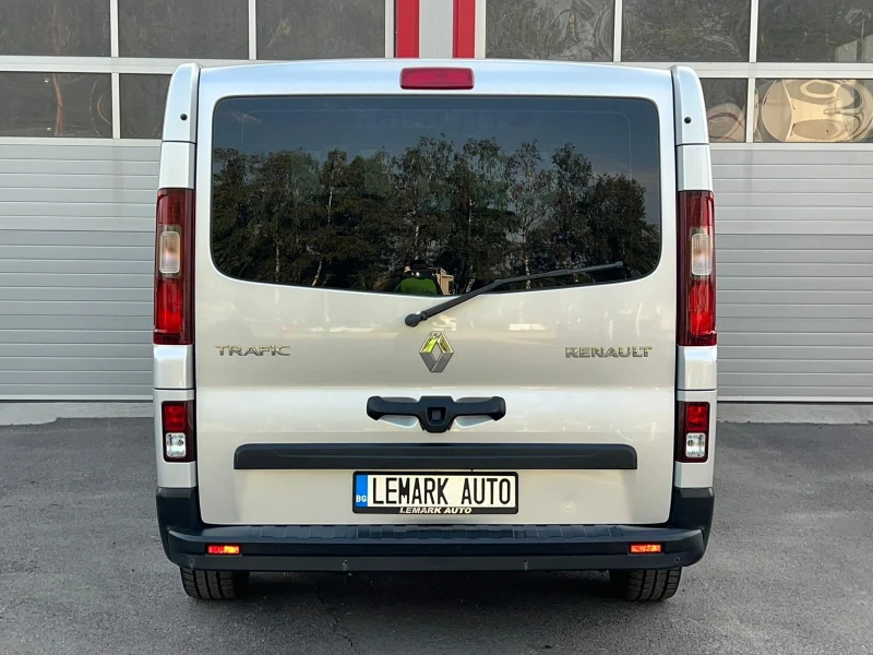 Renault Trafic 1.6DCI KLIMATIK 9-МЕСТЕН 6-СКОРОСТИ EVRO 6B ЛИЗИНГ, снимка 10 - Бусове и автобуси - 49325598