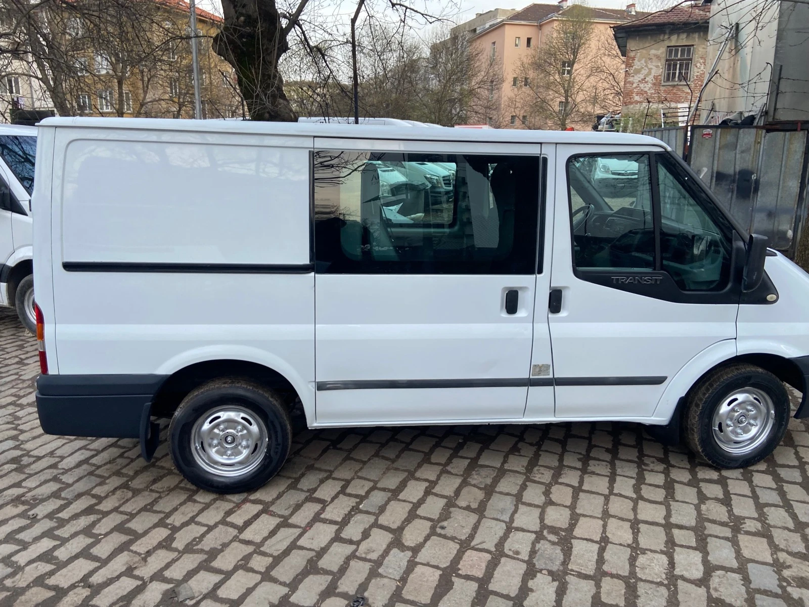 Ford Transit 2.2TDCi - изображение 6