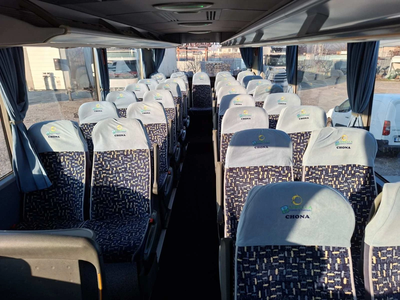 Mercedes-Benz Tourismo  - изображение 6