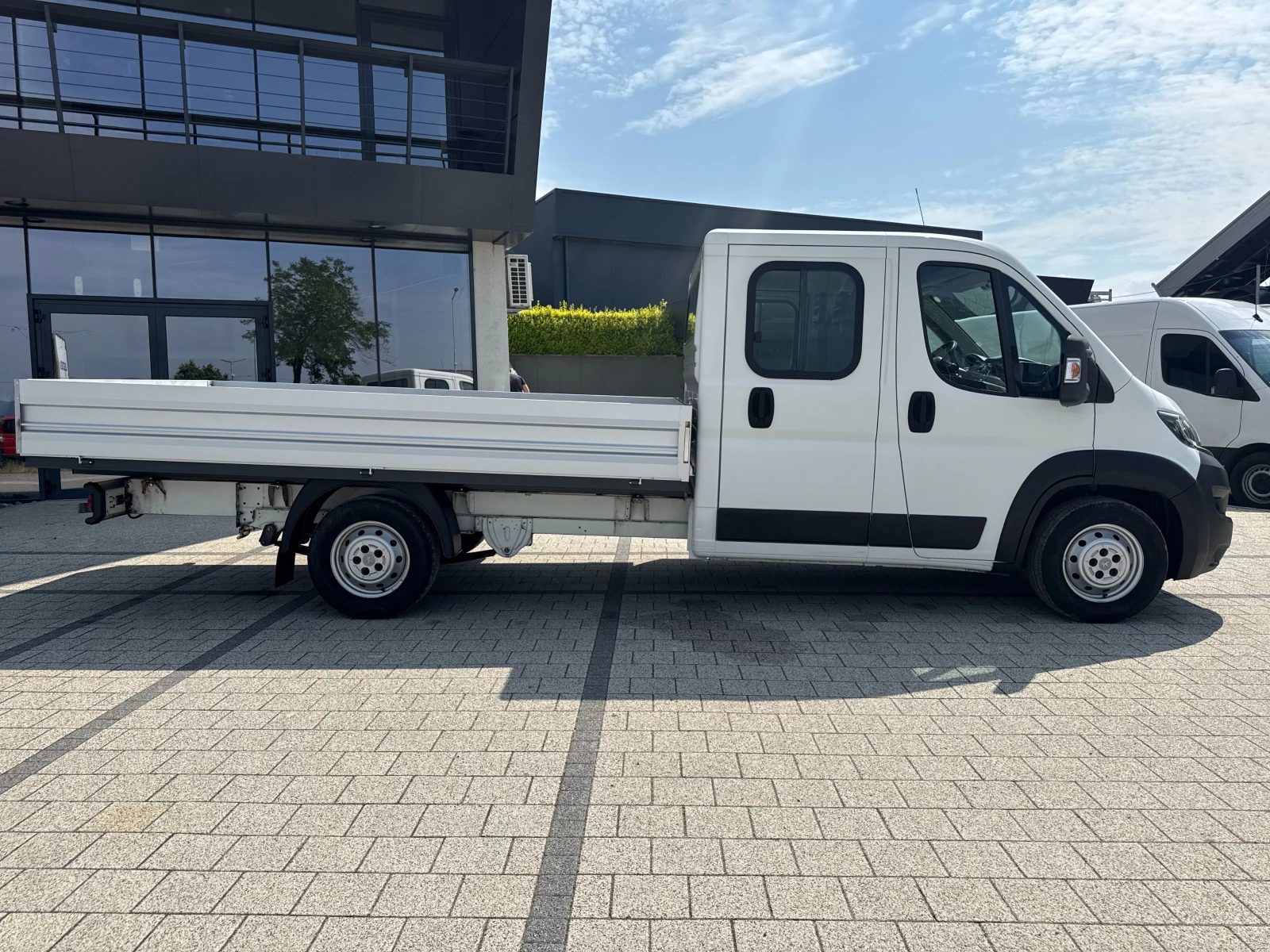 Peugeot Boxer 3.60м. Климатик 7-местен Euro 6B , снимка 9 - Бусове и автобуси - 55129690