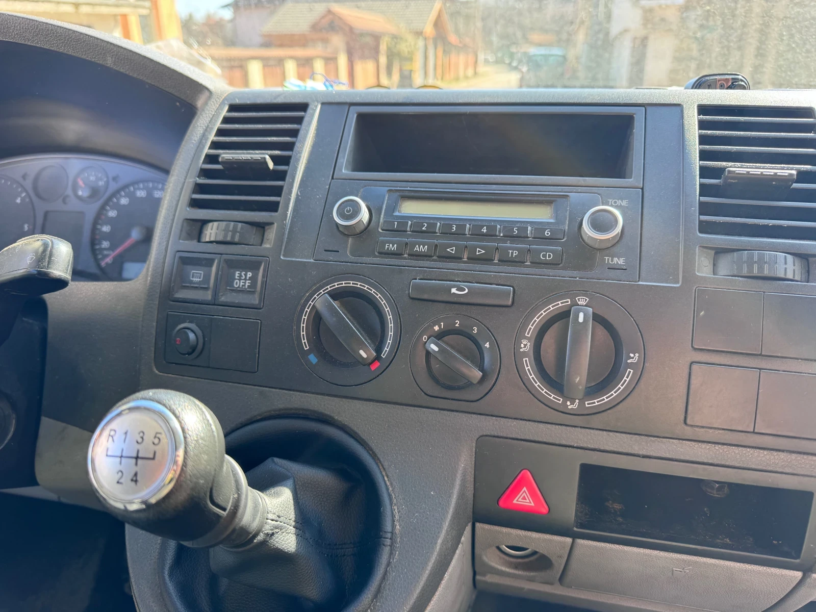 VW T5 1.9 tdi Long, снимка 9 - Бусове и автобуси - 55617391