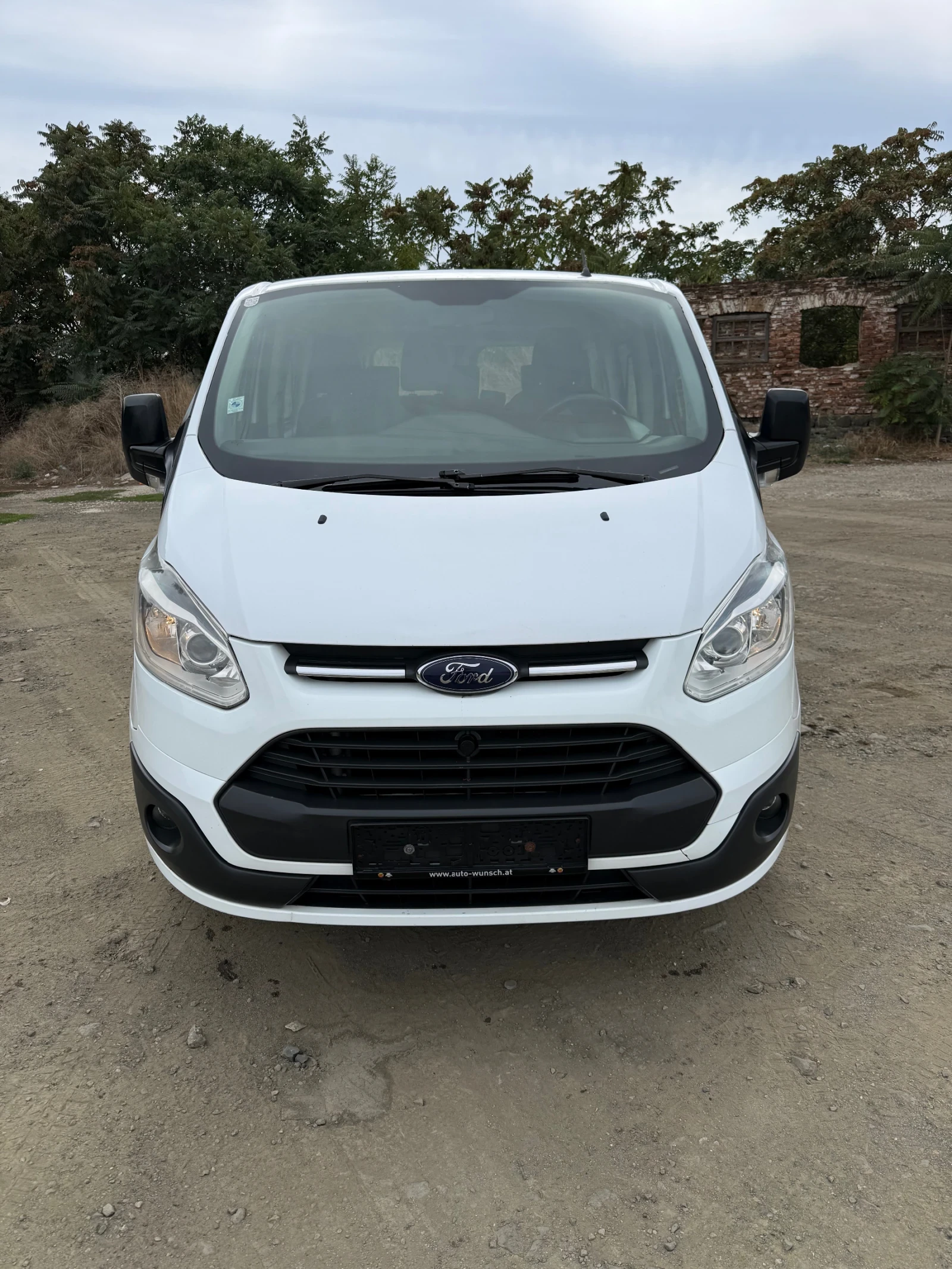Ford Transit Custom 2.2, снимка 2 - Бусове и автобуси - 56223583