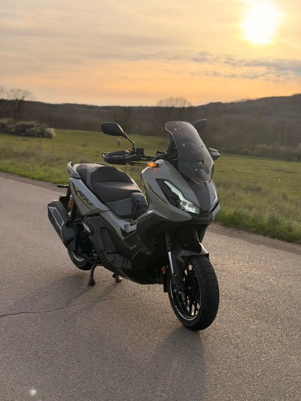 Honda X-ADV Special edition 350. 2026, снимка 2 - Мотоциклети и мототехника - 54977671