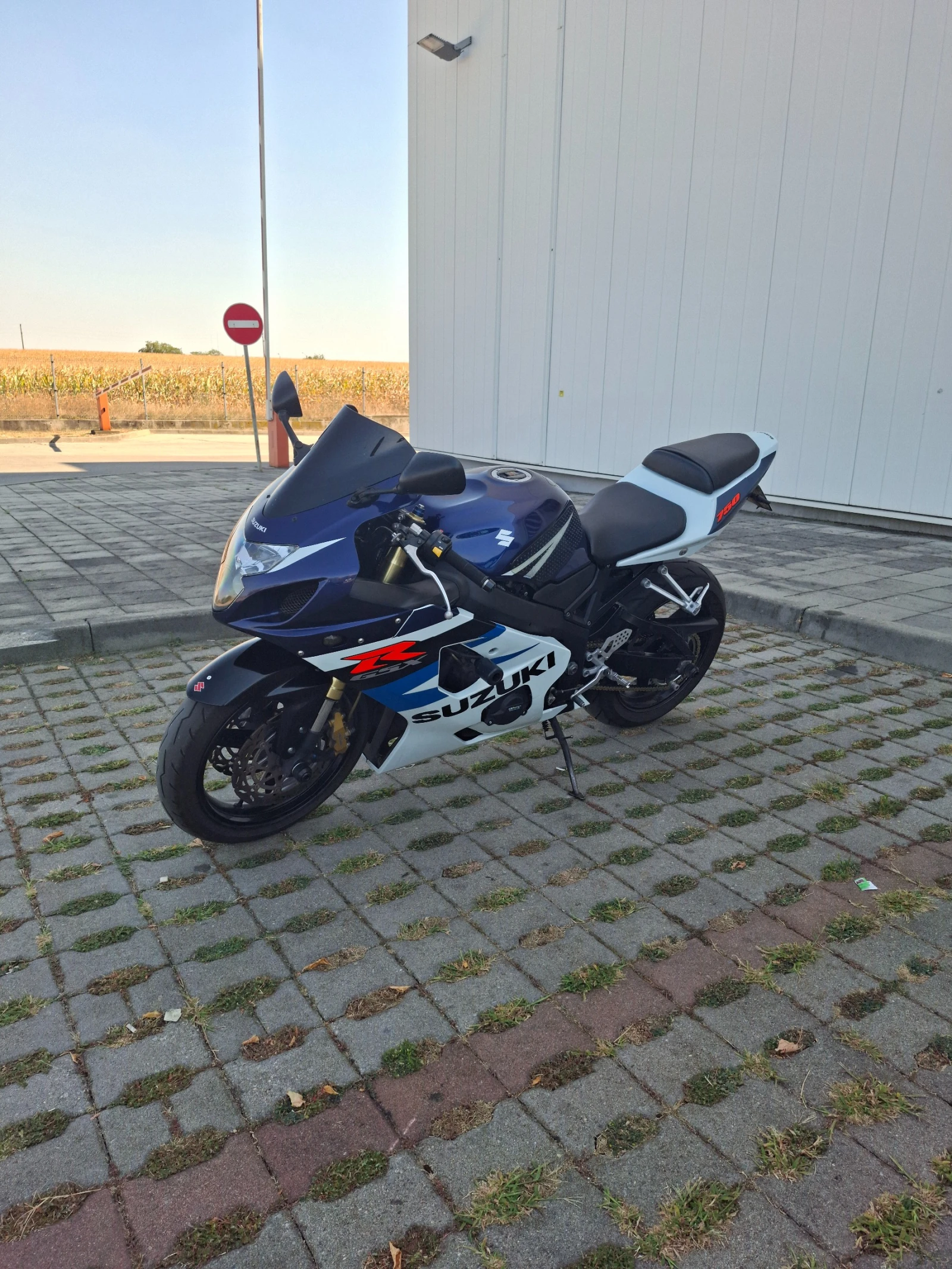 Suzuki Gsxr 750