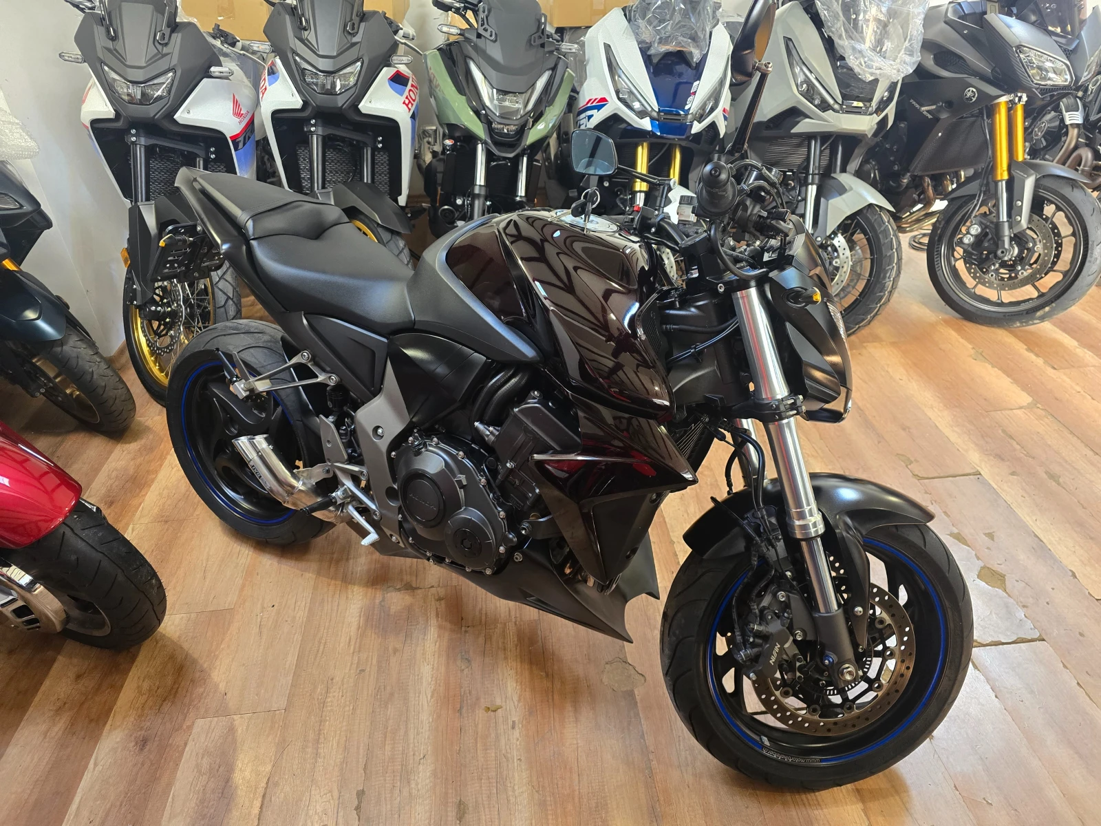 Honda Cb 1000r ABS!!!!, снимка 12 - Мотоциклети и мототехника - 56276056