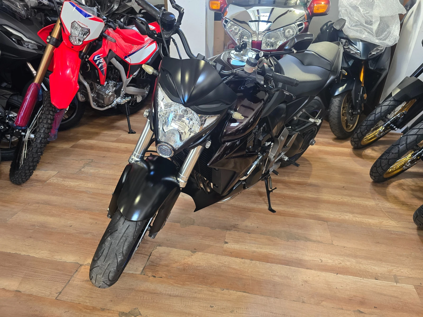 Honda Cb 1000r ABS!!!!, снимка 14 - Мотоциклети и мототехника - 56276056