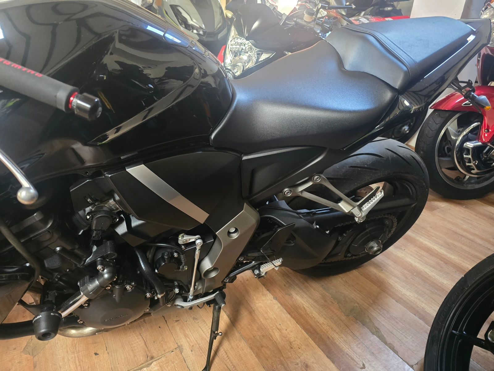 Honda Cb 1000r, снимка 9 - Мотоциклети и мототехника - 56276056