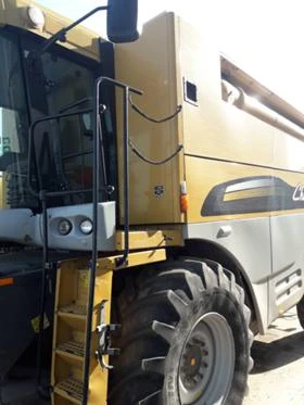 Комбайн Challenger 654B, снимка 6