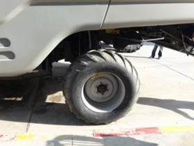 Комбайн Challenger 654B, снимка 8