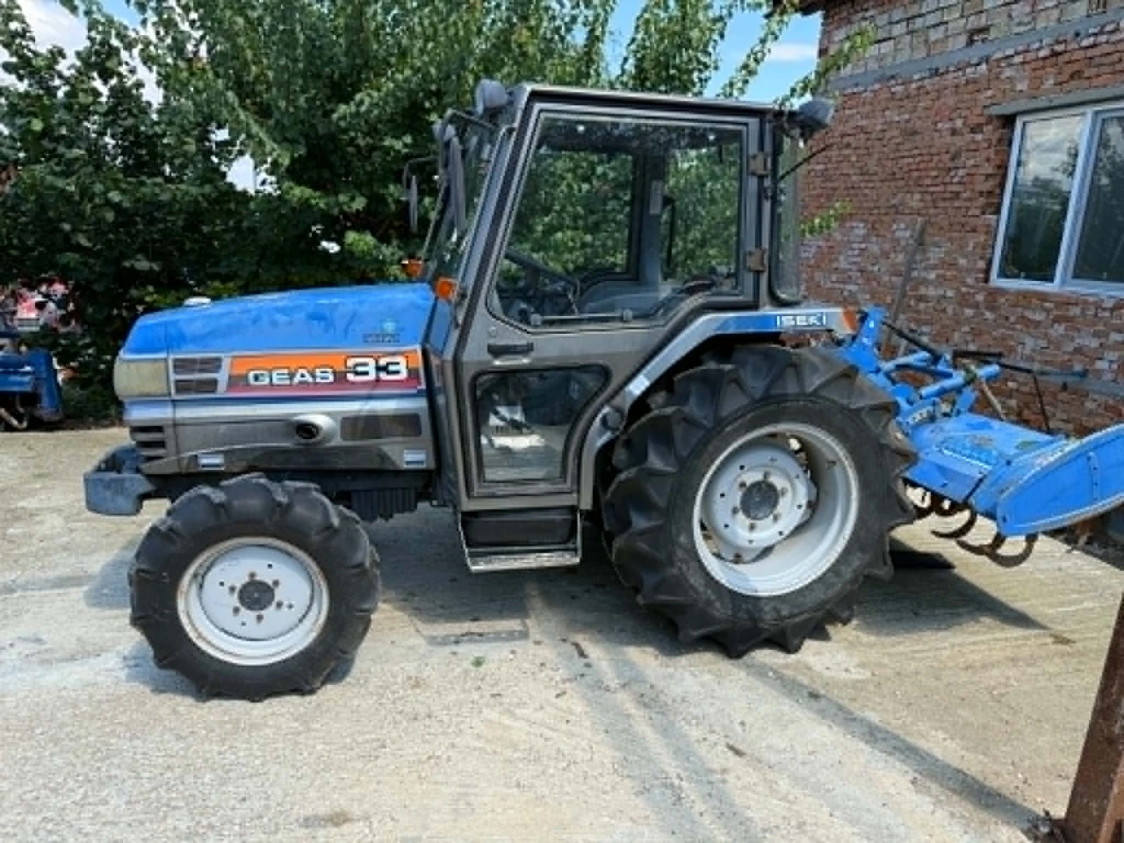 Трактор ISEKI TG33, снимка 3 - Селскостопанска техника - 56086601