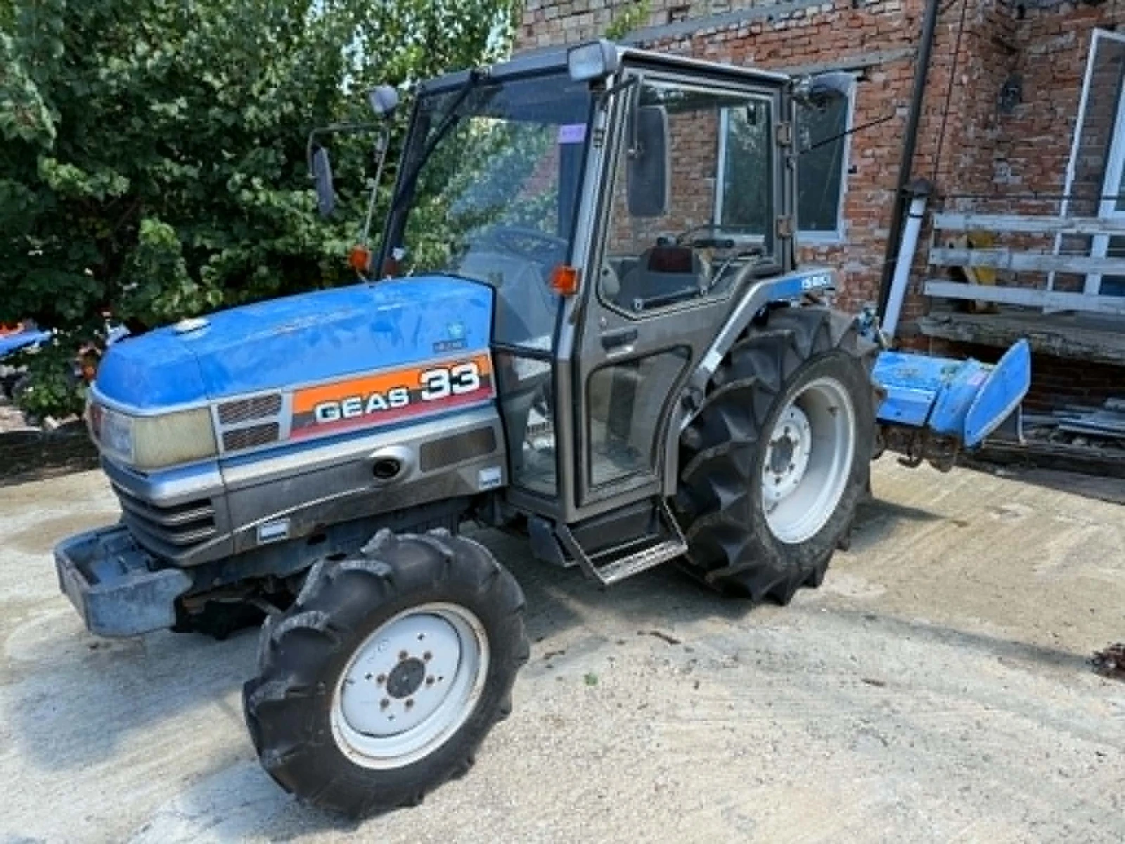 Трактор ISEKI TG33, снимка 2 - Селскостопанска техника - 56086601
