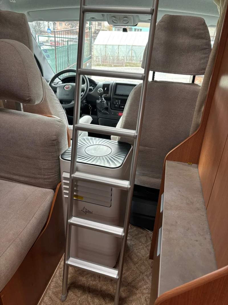 Кемпер Fiat ДВУЕТАЖНИ ЛЕГЛА, снимка 9 - Каравани и кемпери - 53506634