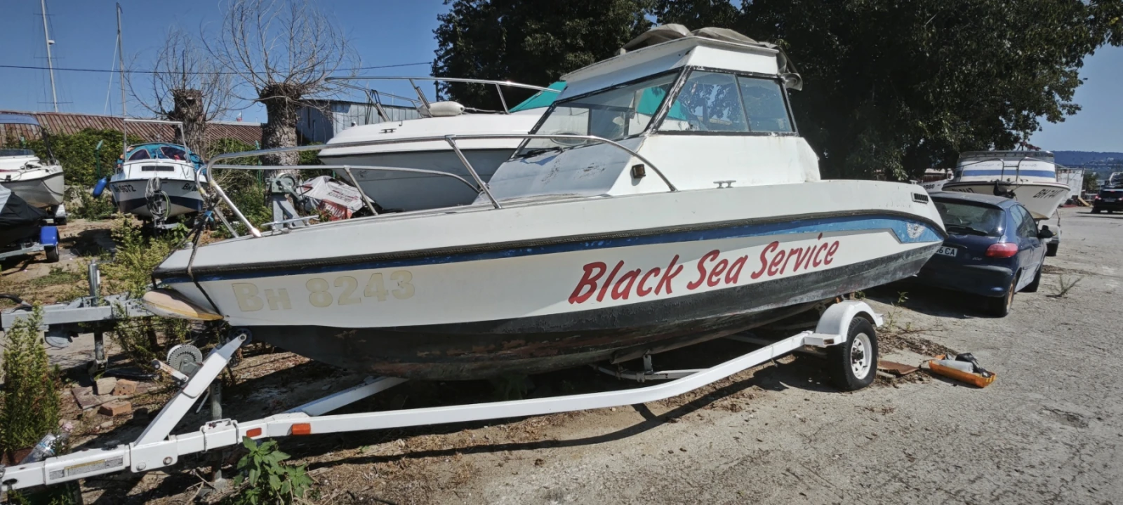 Лодка Bayliner