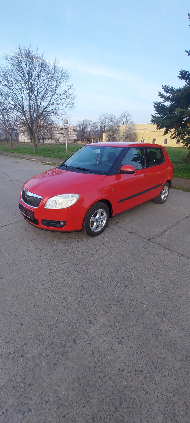 Skoda Fabia, снимка 6 - Автомобили и джипове - 47175273