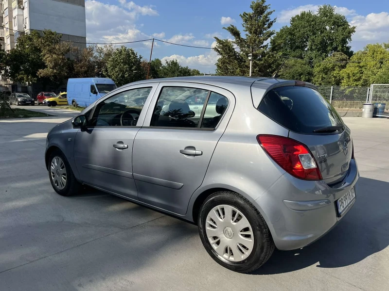 Opel Corsa, снимка 10 - Автомобили и джипове - 47786217