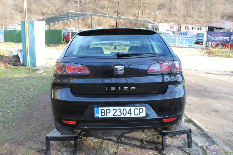 Seat Ibiza 1.4I РЕГИСТРАЦИЯ, снимка 5 - Автомобили и джипове - 48443655