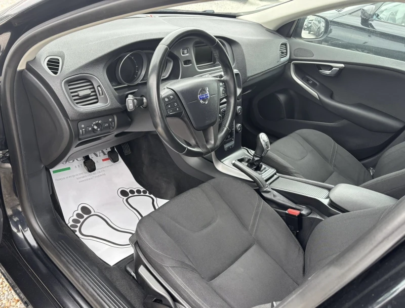 Volvo V40 1.6 D2* 114к.с.* Камера* Euro 5b* Лизин, снимка 5 - Автомобили и джипове - 49841972