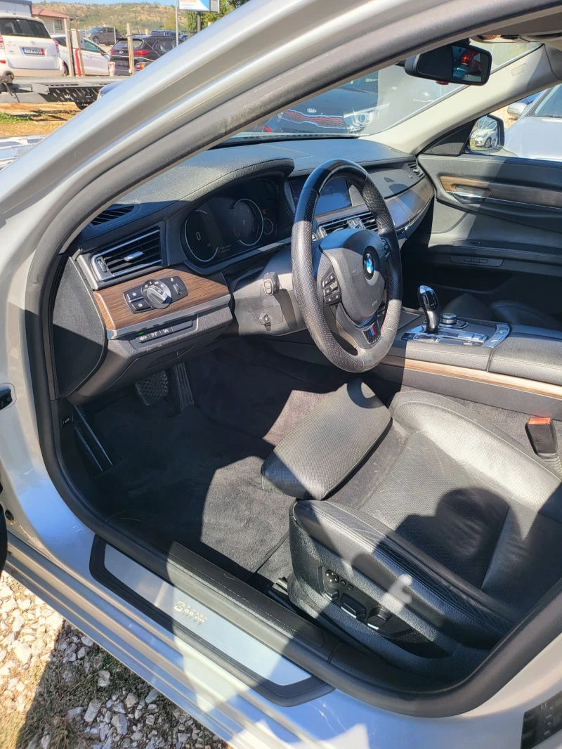 BMW 730, снимка 7 - Автомобили и джипове - 51518531