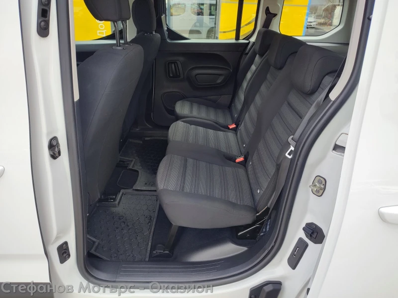 Opel Combo Life 4 1 Edition 1.5 Diesel (130hp) AT8, снимка 13 - Автомобили и джипове - 52558980