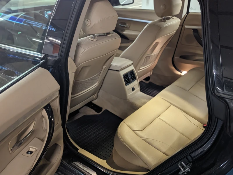 BMW 318, снимка 9 - Автомобили и джипове - 52604118