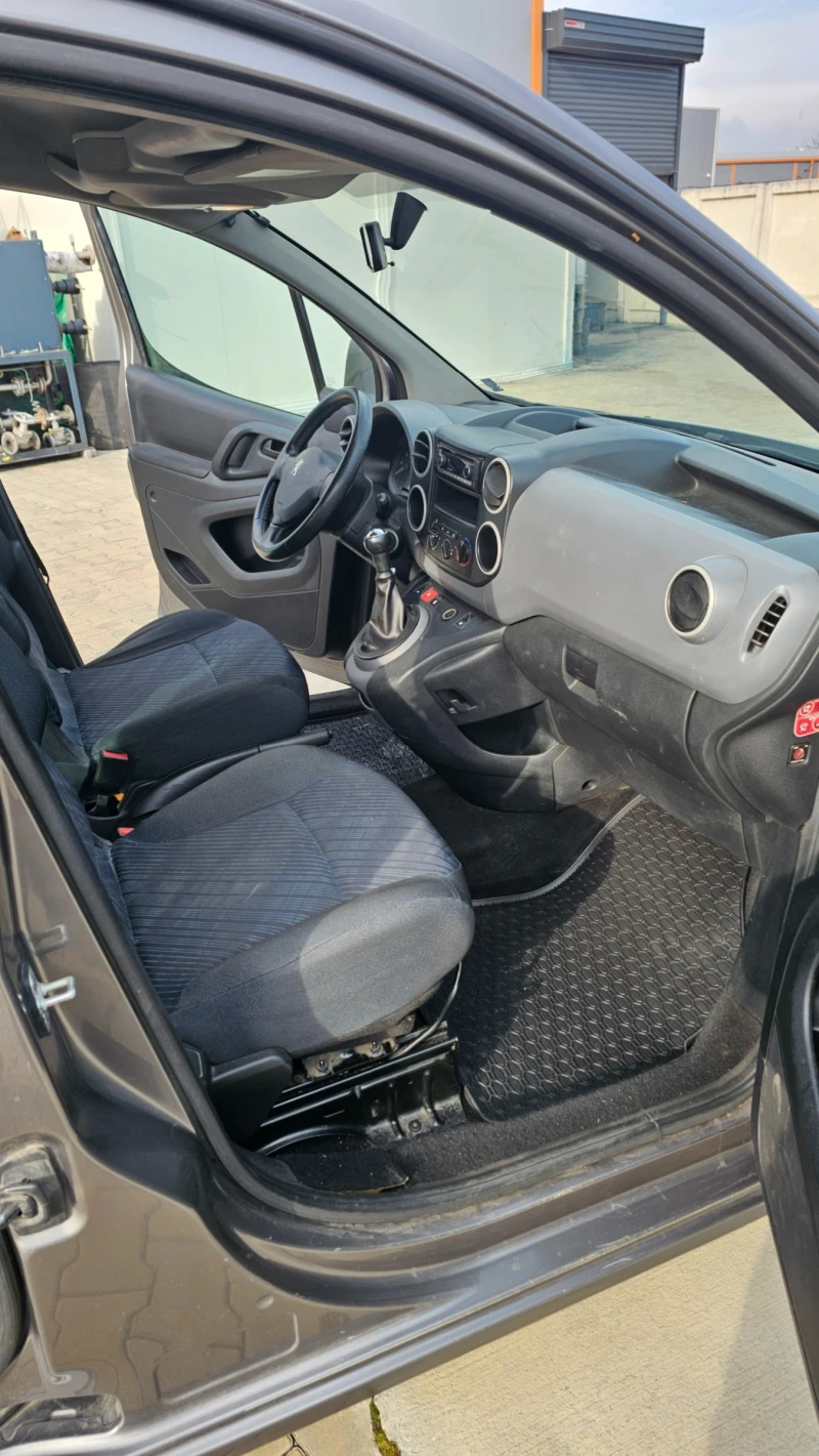 Peugeot Partner, снимка 6 - Автомобили и джипове - 52645190