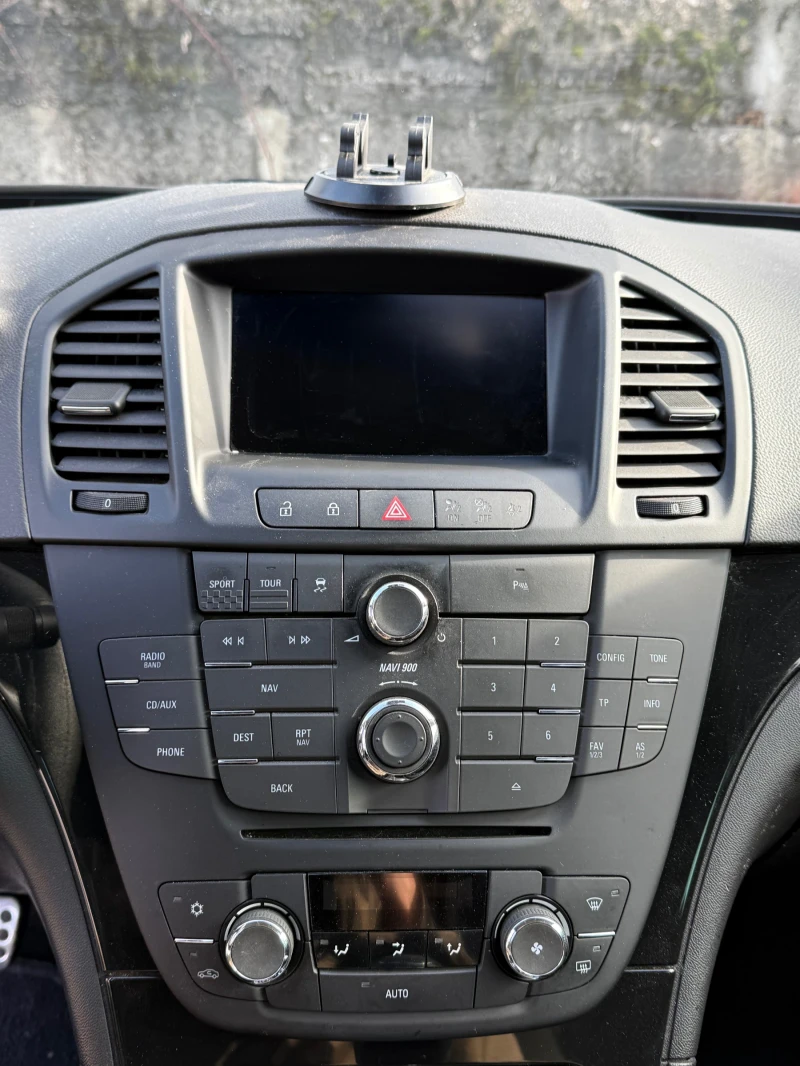 Opel Insignia 2.0 CDTI* АВТОМАТИК* 4X4, снимка 9 - Автомобили и джипове - 52653969