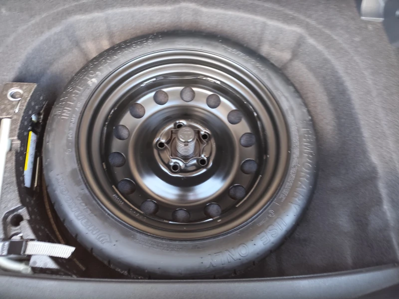 VW Golf 7* 1.6TDi* DSG-АВТОМАТИК* EURO6B* NAVI* , снимка 13 - Автомобили и джипове - 52884335