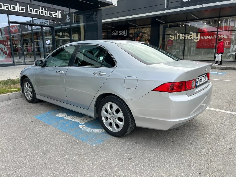 Honda Accord 2.0 VTEC, снимка 5 - Автомобили и джипове - 53418681