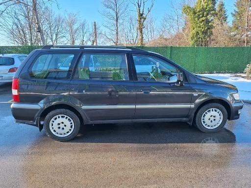 Mitsubishi Space wagon 4Х4!, снимка 10 - Автомобили и джипове - 48625204