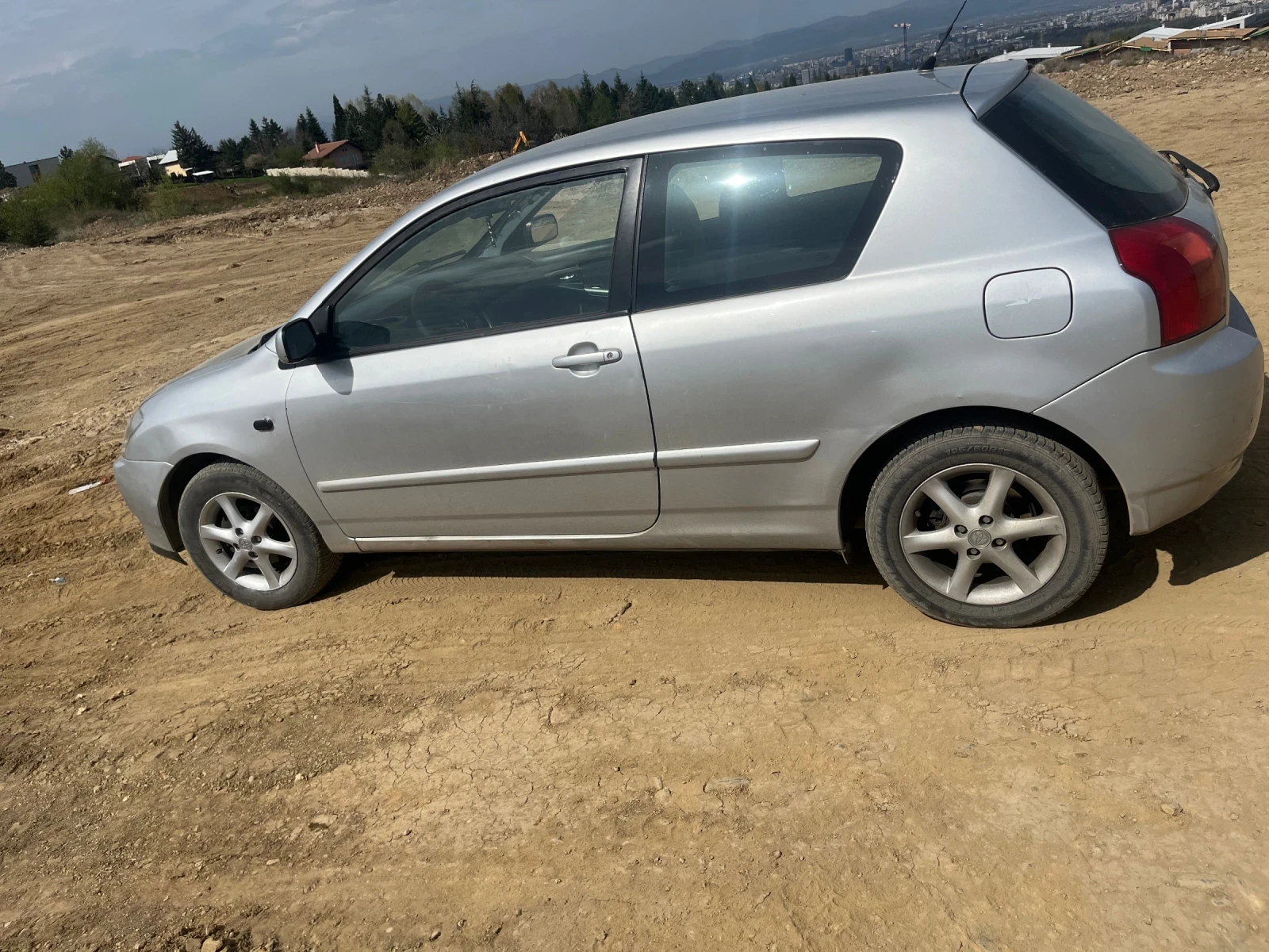 Toyota Corolla  - изображение 3