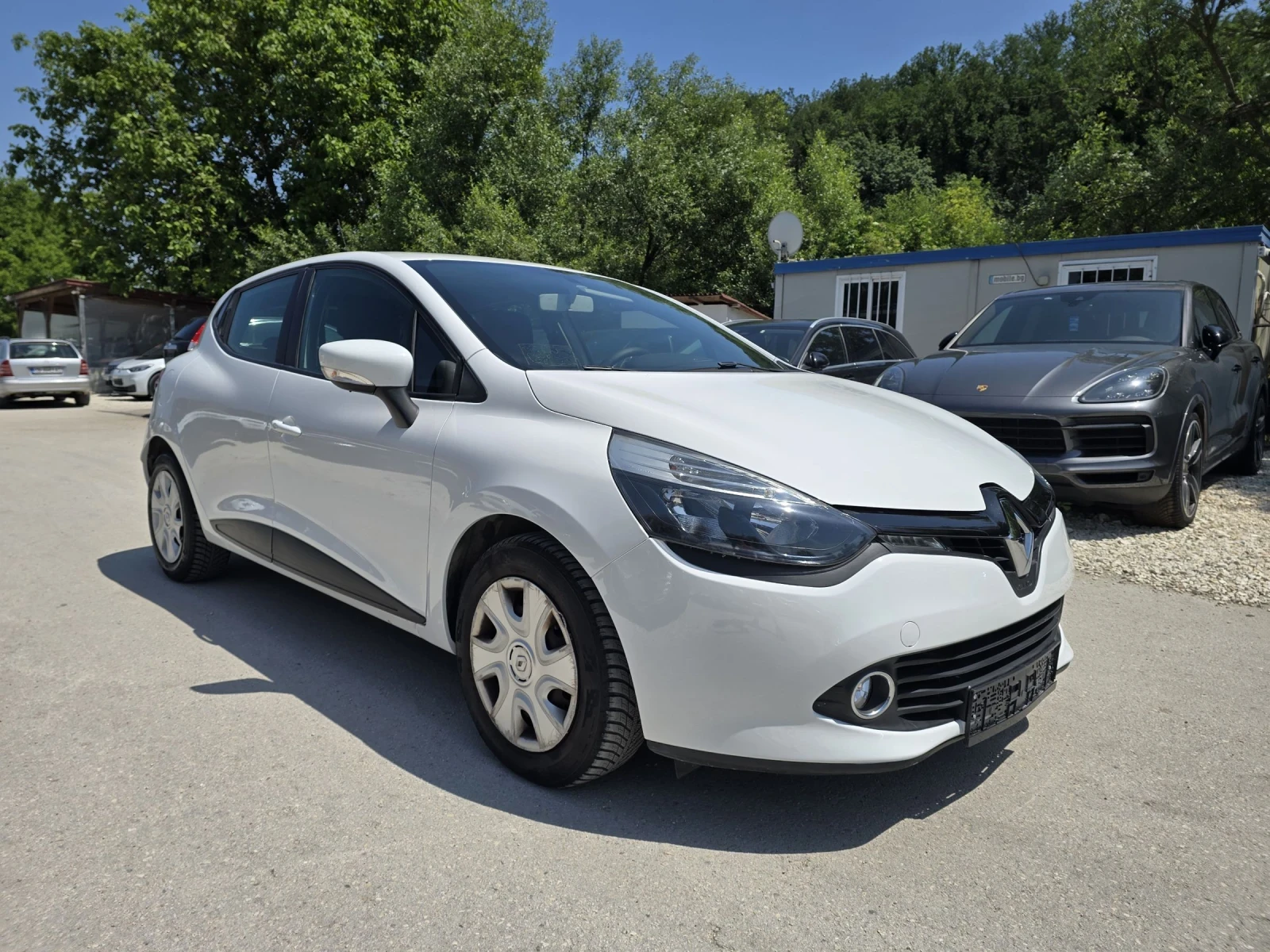 Renault Clio 1.2 GPL 75к.с - изображение 2
