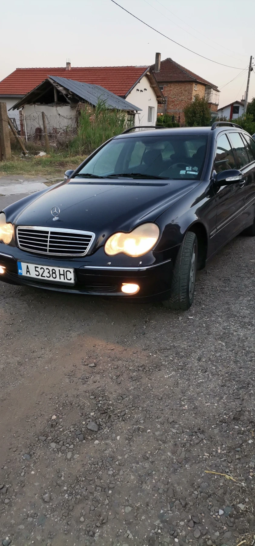 Mercedes-Benz C 200 2.0 - изображение 2