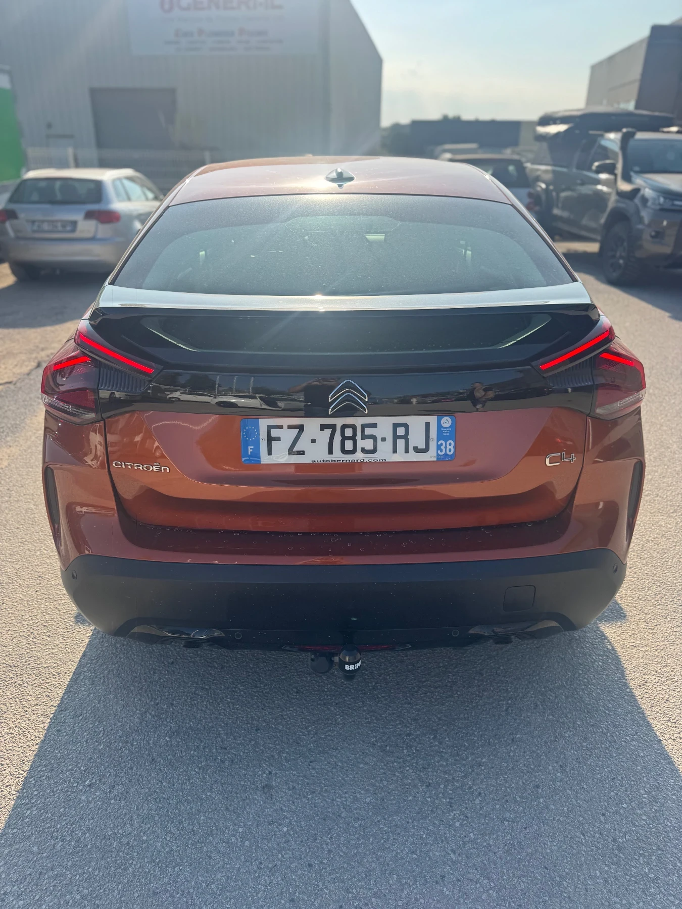 Citroen C4 1.2 EAT8 50хил ТОП - изображение 6