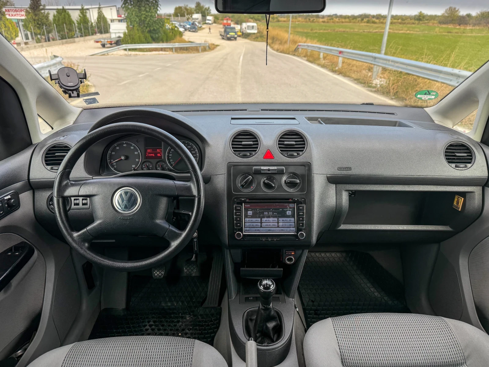 VW Caddy 1.6 LIFE LPG - изображение 9