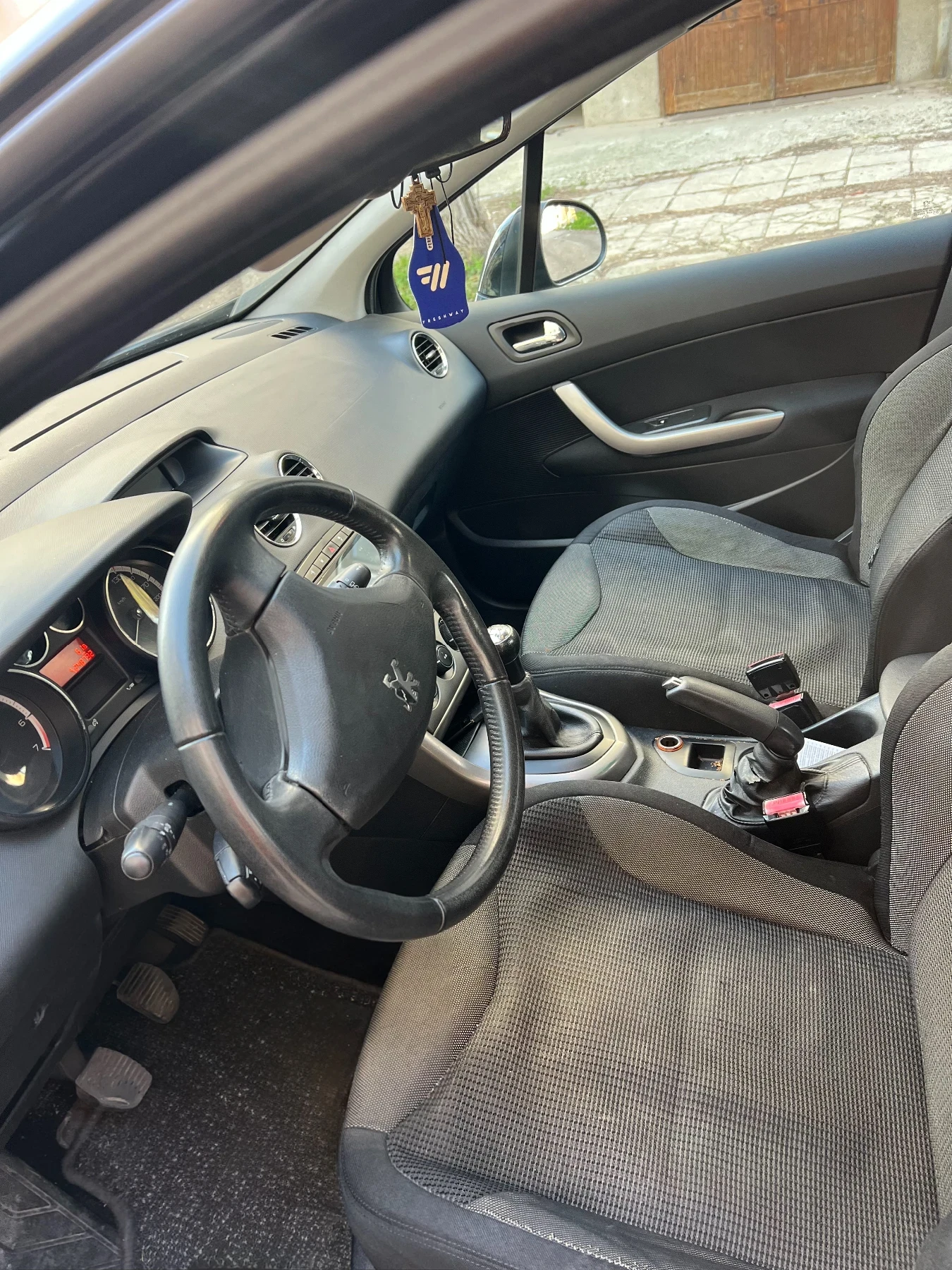 Peugeot 308  - изображение 5