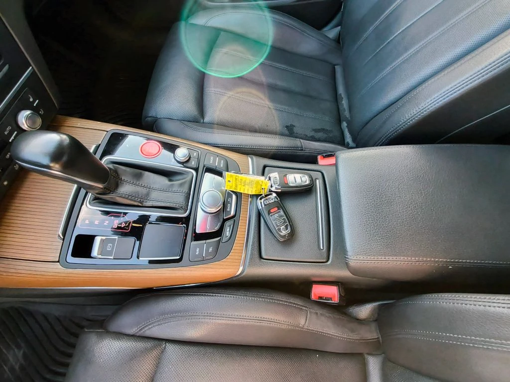 Audi A6 3.0T* MATRIX* PRESTIGE* BOSE* ХЕДЪП* , снимка 11 - Автомобили и джипове - 53721847